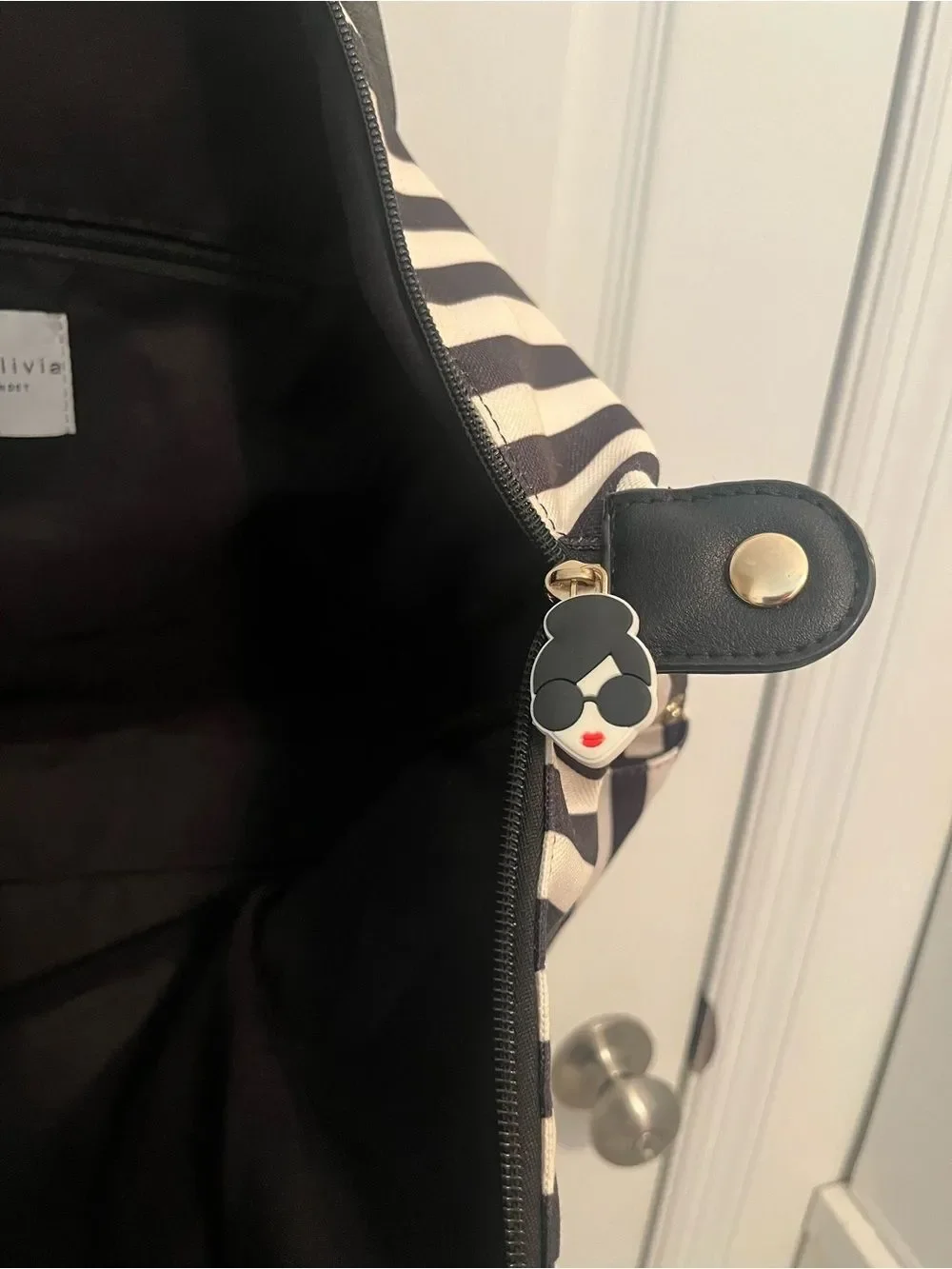Alice + Olivia chic timeless